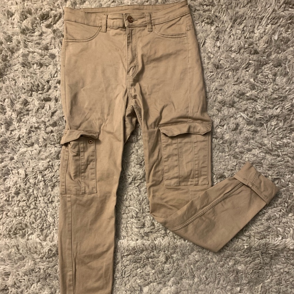 khaki skinny pants